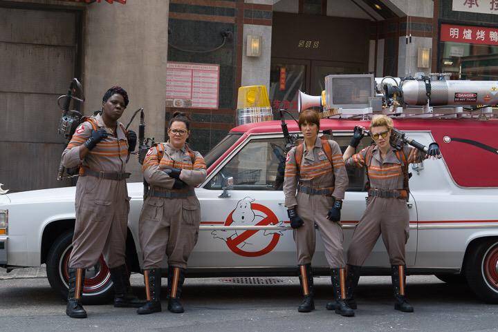 Ghostbusters 3: le quattro acchiappafantasmi in una nuova foto ufficiale!